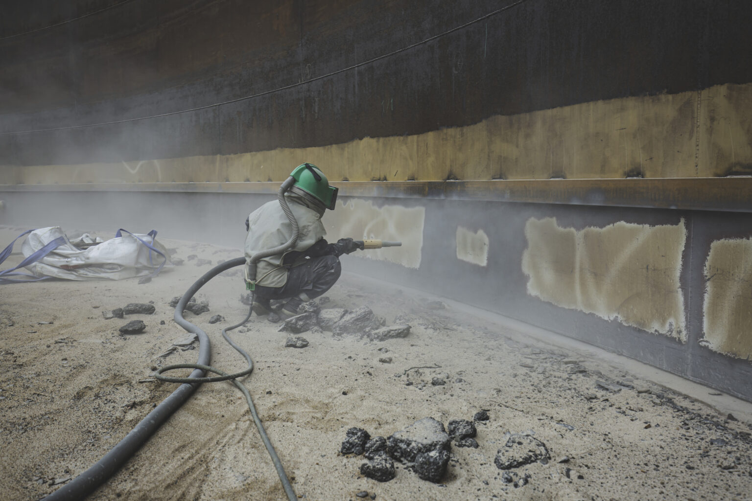 Renowacja płytek ceramicznych w łazience farbą epoksydową